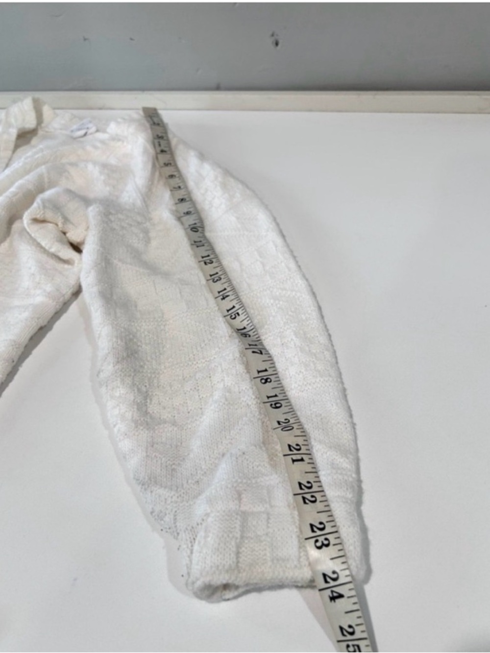 Chic. HONOR cardigan white V-neck Knit Button Cardigan - Picture 9 of 16